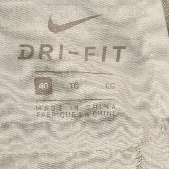 Nike Golf Tour Performance Dri-Fit Chino Shorts Mens 40 Khaki Casual - Picture 6 of 9